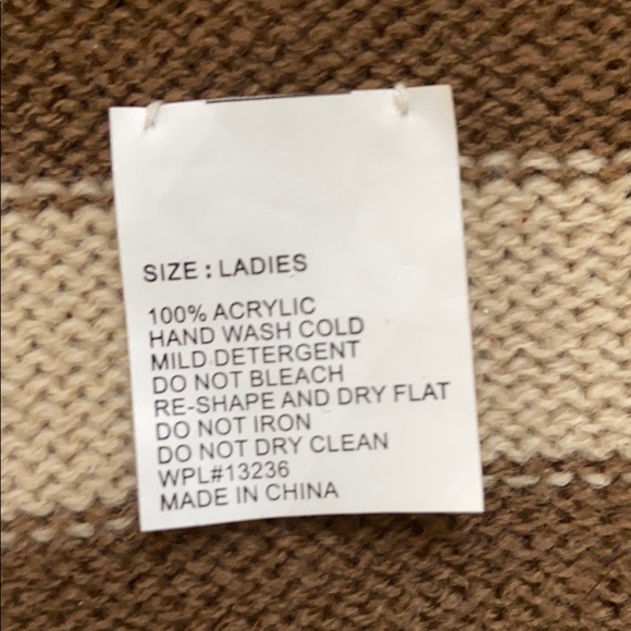 Ladies brown and tan striped scarf with pockets - Picture 4 of 5